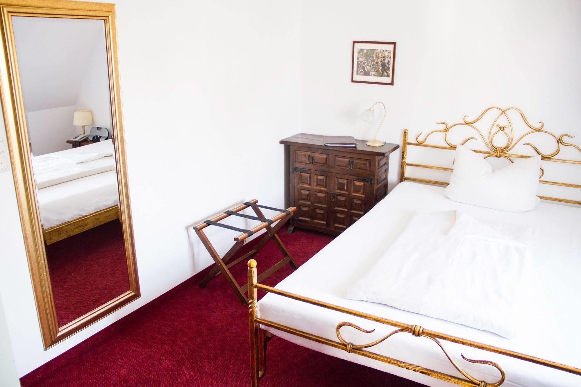 Laimer Hof Am Schloss Nymphenburg Μόναχο Εξωτερικό φωτογραφία